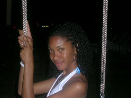 Axou